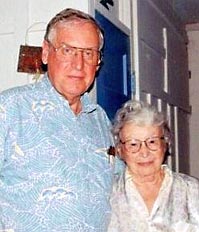 Photo of Robbie Gleason and his mother, Elizabeth (Betty) Spencer Gleason, 1999